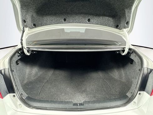 Used 2016 Honda Accord EX-L image 32