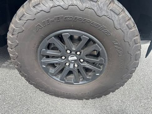 Used 2025 Ford F150 Raptor AWD/4WD image 8