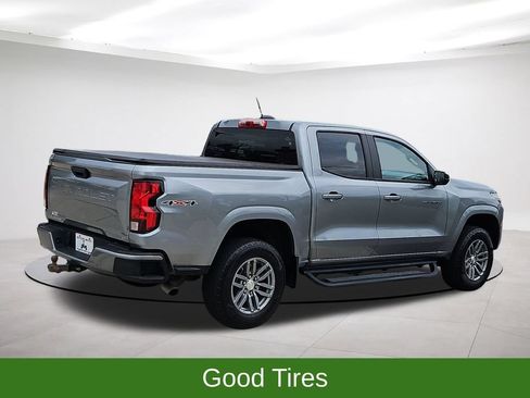 Used 2024 Chevrolet Colorado LT AWD/4WD image 7