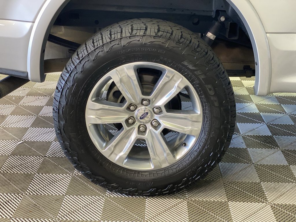 Used 2017 Ford F150 Platinum w/ Equipment Group 701A Luxury AWD/4WD image 18