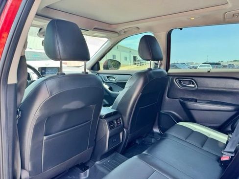 Used 2021 Nissan Rogue SV w/ Premium Package AWD/4WD image 27