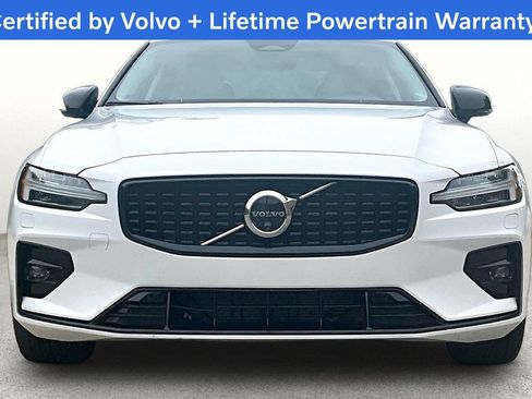 Used 2025 Volvo S60 B5 Plus AWD/4WD image 4
