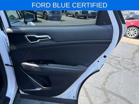Used 2024 Kia Sportage EX FWD image 25