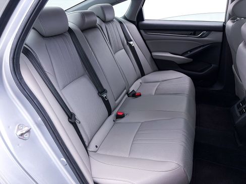 Used 2019 Honda Accord Touring image 35