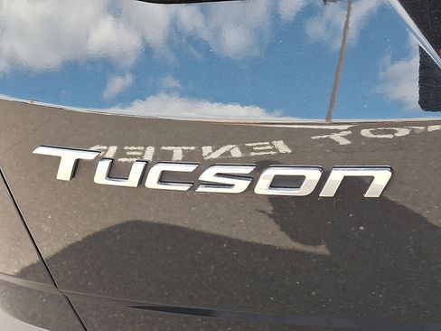 Certified 2024 Hyundai Tucson Limited image 31