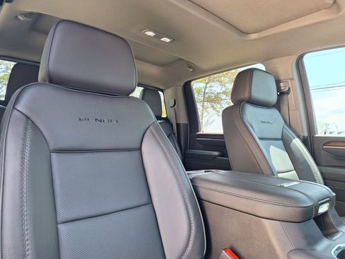 Used 2026 GMC Sierra 2500 Denali w/ Denali Reserve Package AWD/4WD image 30