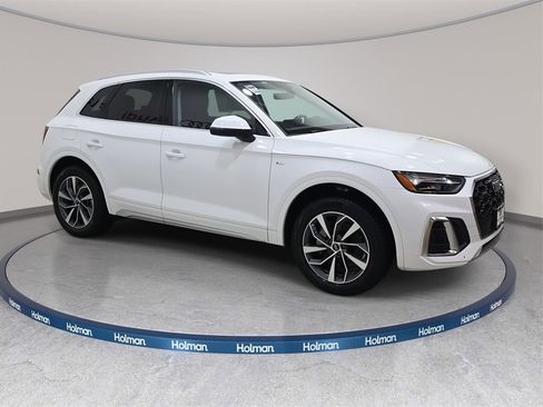 Certified 2023 Audi Q5 2.0T Premium Plus w/ Premium Plus Package image 5