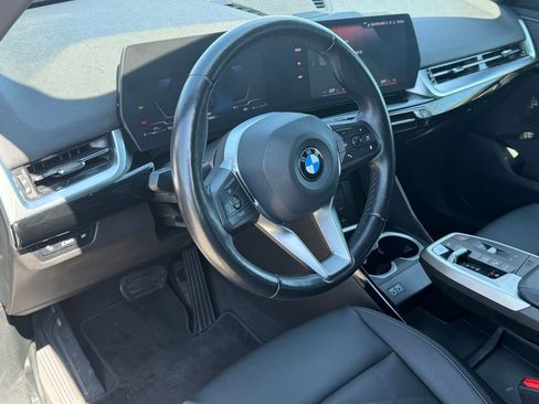 Used 2023 BMW X1 xDrive28i w/ Convenience Package AWD/4WD image 4