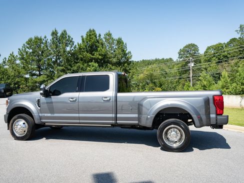 Used 2022 Ford F450 Platinum w/ FX4 Off-Road Package AWD/4WD image 18