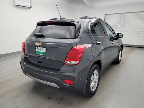 Used 2020 Chevrolet Trax LT w/ Driver Confidence Package FWD image 9
