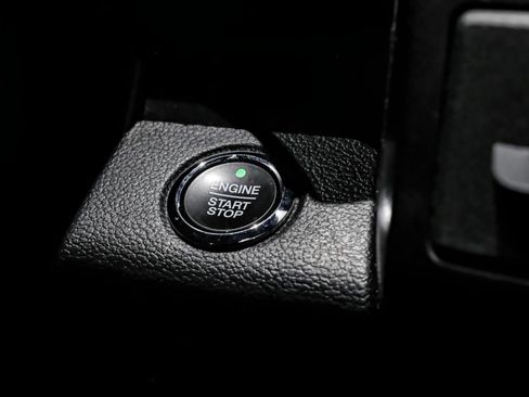 Used 2021 Ford Expedition Limited image 16