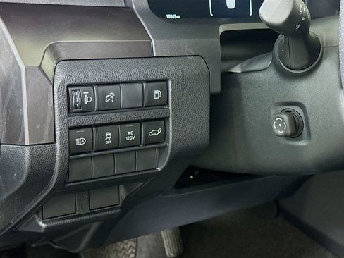 Certified 2025 Toyota 4Runner TRD Off-Road Premium AWD/4WD image 20