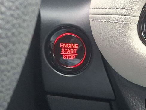 Certified 2024 Honda HR-V LX image 26