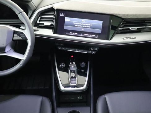 Certified 2026 Audi Q4 e-tron Premium Plus w/ Premium Plus image 15