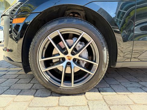 Used 2022 Porsche Macan AWD/4WD image 20