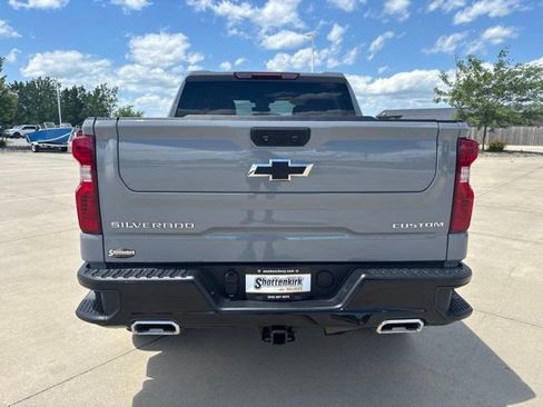 Used 2024 Chevrolet Silverado 1500 Custom Trail Boss AWD/4WD image 47
