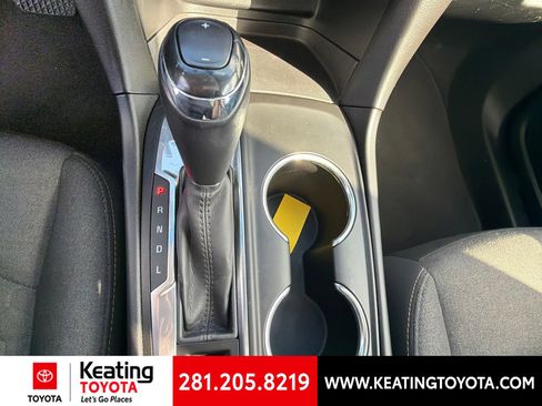 Used 2019 Chevrolet Equinox LT w/ Sun & Navigation Package FWD image 20