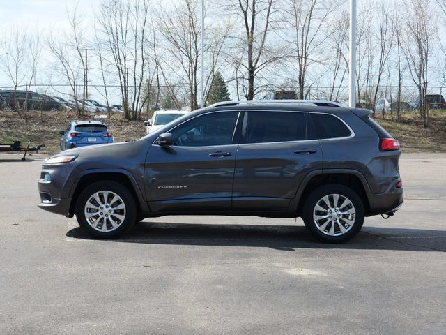 Used 2018 Jeep Cherokee Overland w/ Heavy Duty Protection Group AWD/4WD image 3