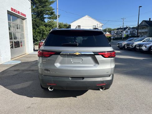 Used 2023 Chevrolet Traverse LT AWD/4WD image 6