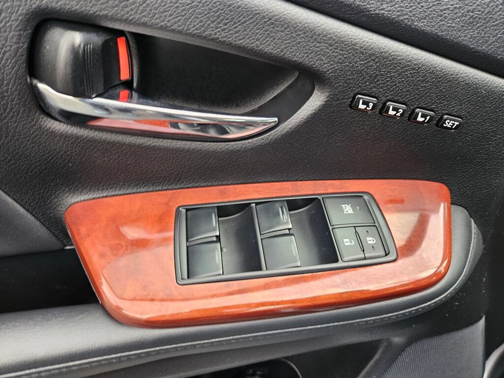 Used 2012 Lexus HS 250h Premium FWD image 15