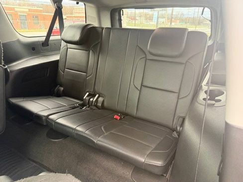 Used 2018 GMC Yukon XL SLT w/ Premium Edition image 10
