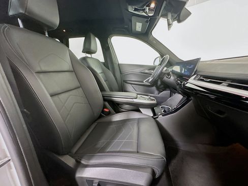 Used 2025 BMW X1 xDrive28i image 32