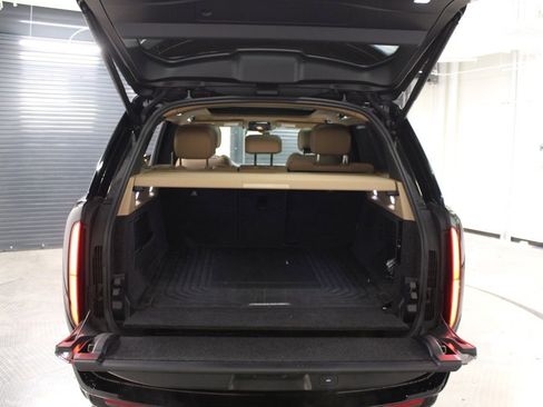 Used 2024 Land Rover Range Rover SE image 38