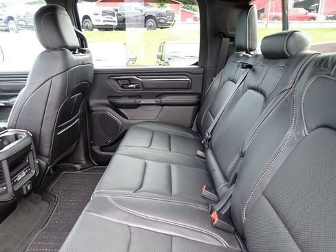Used 2024 RAM 1500 Limited AWD/4WD image 16