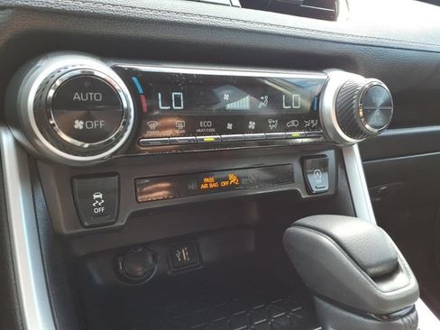 Certified 2024 Toyota RAV4 XLE FWD image 20