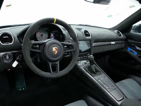 New 2025 Porsche 718 Boxster Spyder RS RWD image 4