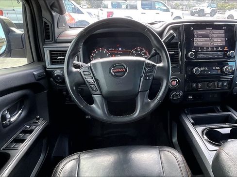Used 2021 Nissan Titan PRO-4X w/ Pro-4x Convenience Package AWD/4WD image 14
