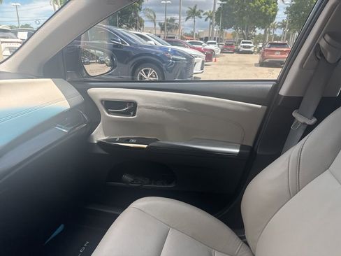 Used 2018 Toyota Avalon XLE Premium FWD image 23