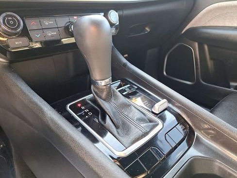 Used 2024 Jeep Compass Latitude image 32