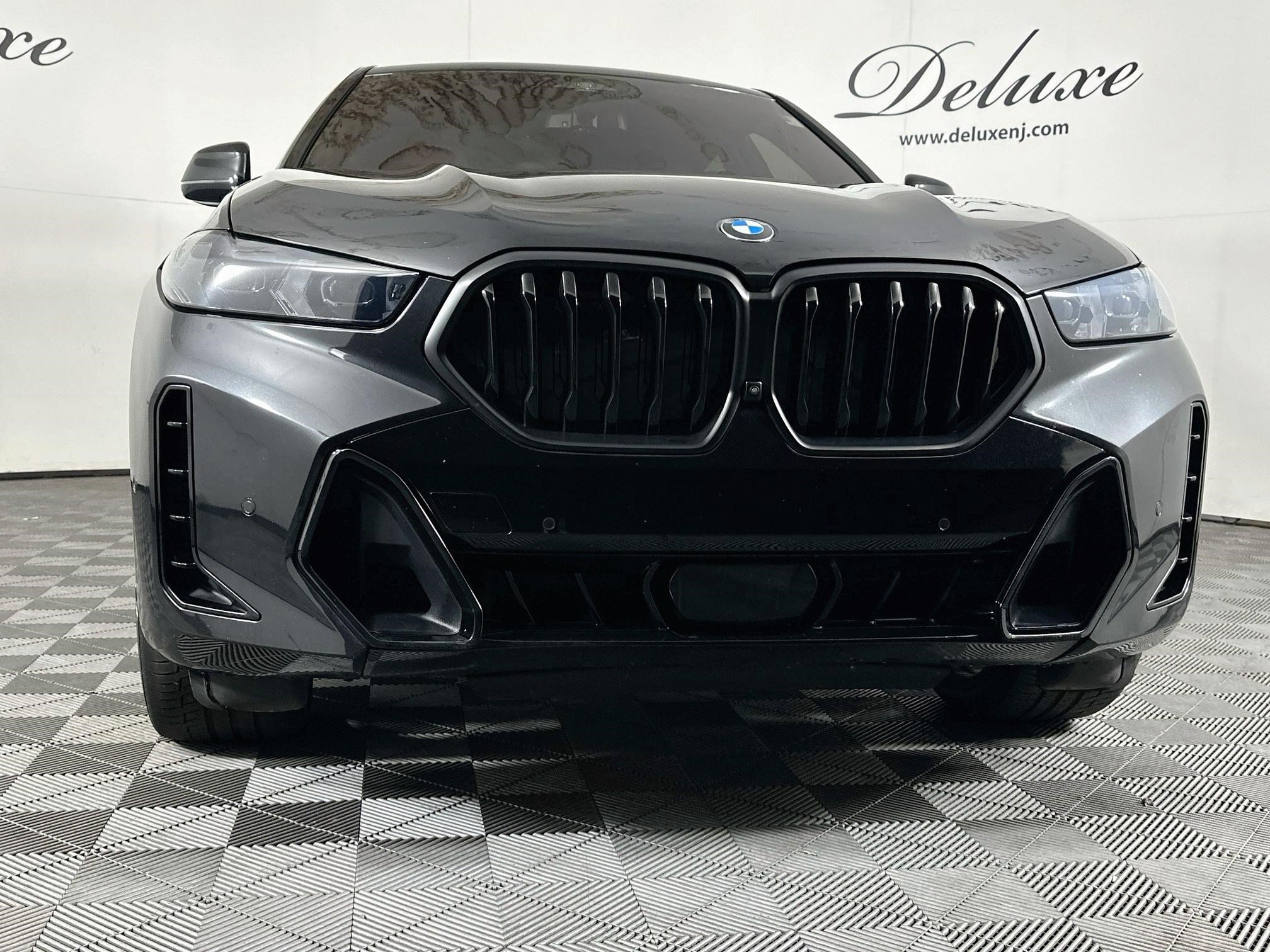 Used 2024 BMW X6 xDrive40i w/ Executive Package AWD/4WD image 31
