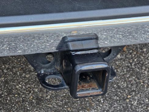 Used 2021 Chevrolet Silverado 1500 LT image 23