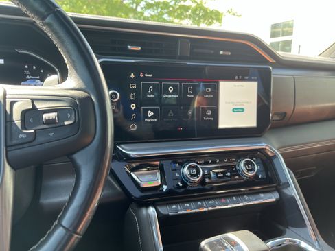 Used 2023 GMC Sierra 1500 Denali Ultimate AWD/4WD image 18