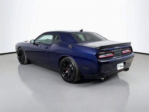 Used 2015 Dodge Challenger SRT Hellcat RWD image 7