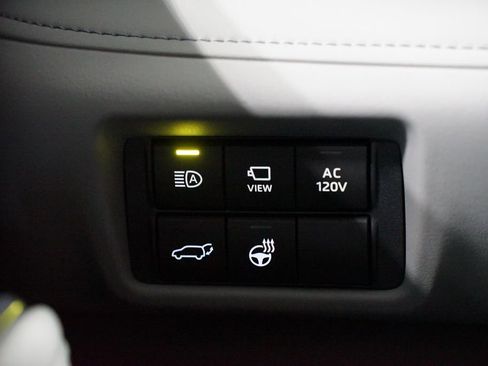 New 2026 Toyota Highlander Limited image 26