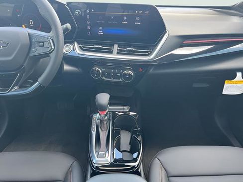 New 2026 Chevrolet Trax RS w/ Sunroof Package image 24