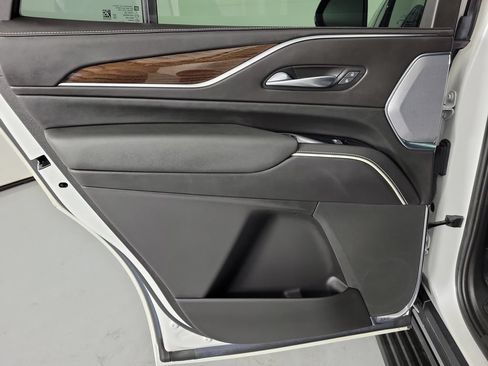 Certified 2023 Cadillac Escalade Sport Platinum AWD/4WD image 13