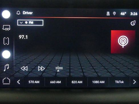 Used 2022 GMC Yukon XL AT4 image 13