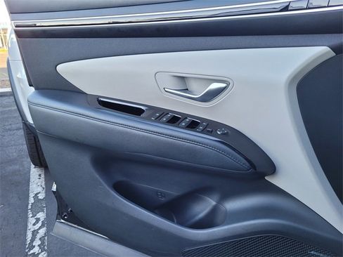 Used 2024 Hyundai Tucson Limited image 14