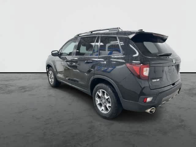 Certified 2023 Honda Passport TrailSport image 9