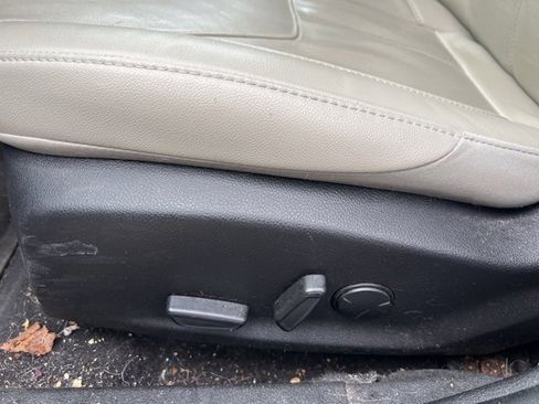 Used 2018 Ford Focus Titanium image 6