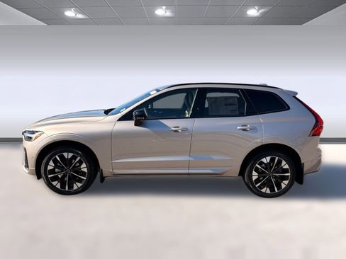 New 2026 Volvo XC60 B5 Plus w/ Climate Package AWD/4WD image 2
