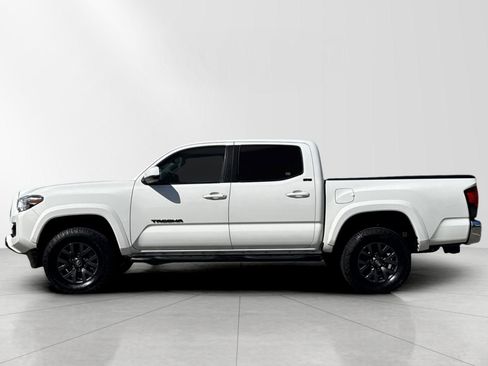 Used 2023 Toyota Tacoma SR5 w/ Black Out Package (TMS) image 7