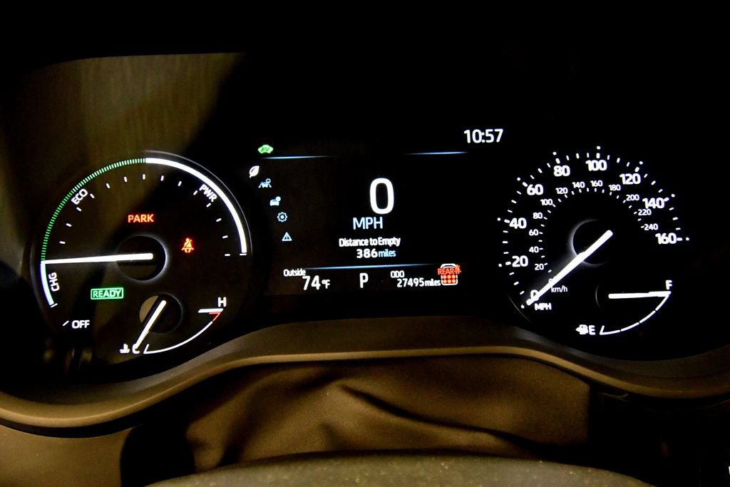 Used 2025 Toyota Sienna LE AWD/4WD image 22