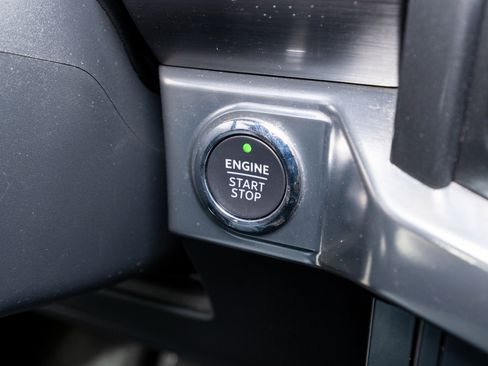 Used 2023 Ford F150 Lariat w/ Equipment Group 502A High image 38