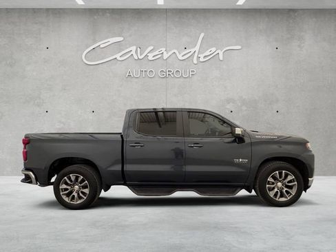 Used 2020 Chevrolet Silverado 1500 LT w/ Texas Edition image 17