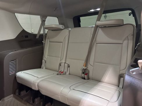Used 2021 GMC Yukon XL Denali AWD/4WD image 33